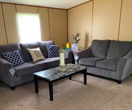 Deer Park Guard Station - Rental Cabin