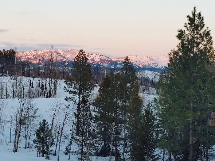 Skyline Yurt Picture 3