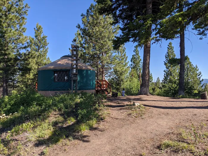 Skyline Yurt Picture 6