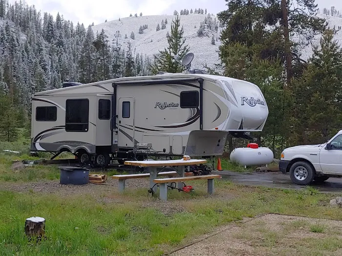 Mormon Bend Campground Picture 4