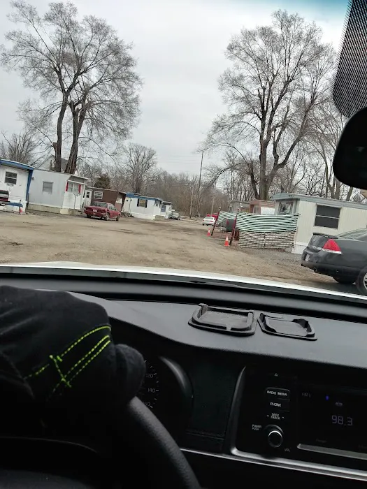 Bullfrog Mobile Home Park Picture 3