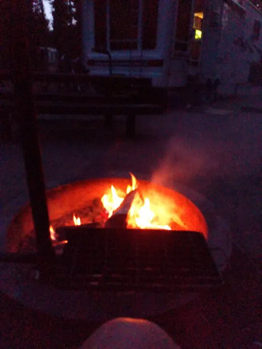 OUTLET CAMPGROUND Picture 8