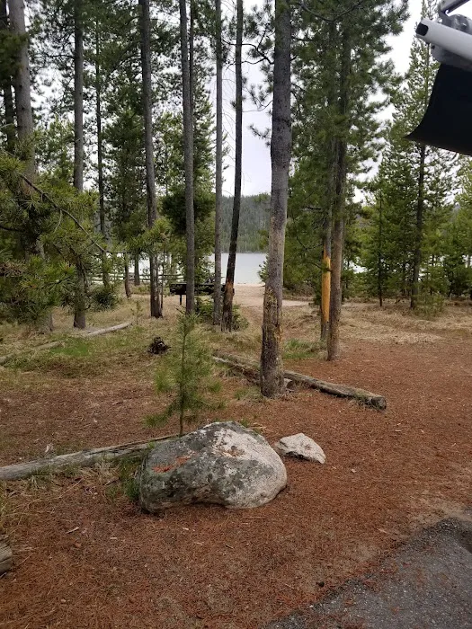 OUTLET CAMPGROUND Picture 7