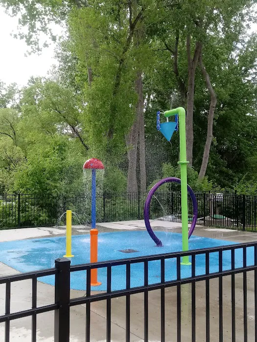 Lake Villa Picture 10