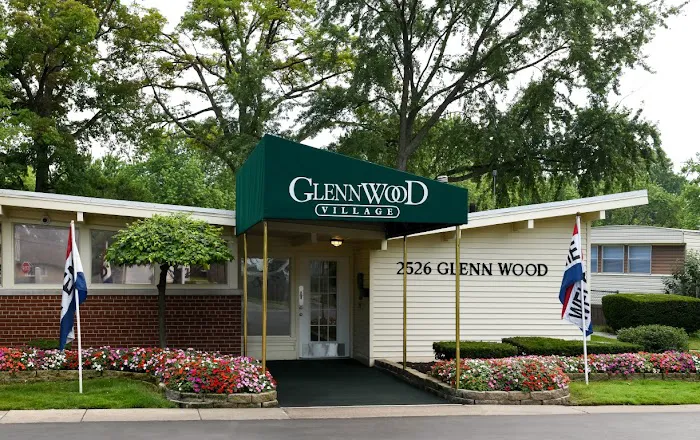 Glenn Wood Picture 8