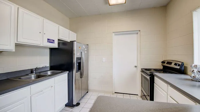 8 Mile Moblie court Picture 9