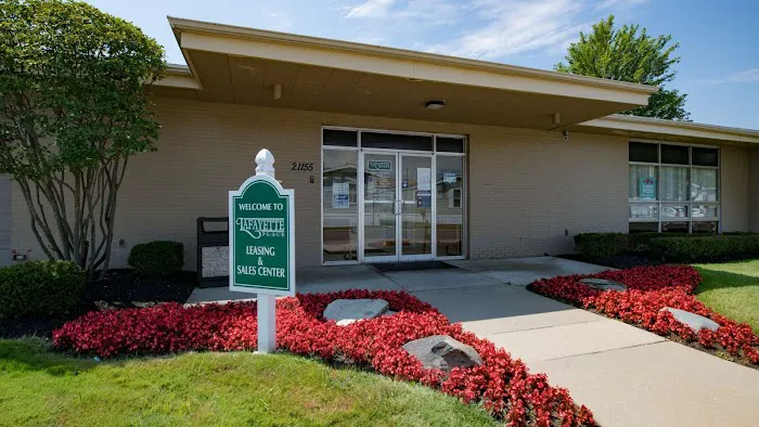 8 Mile Moblie court Picture 6