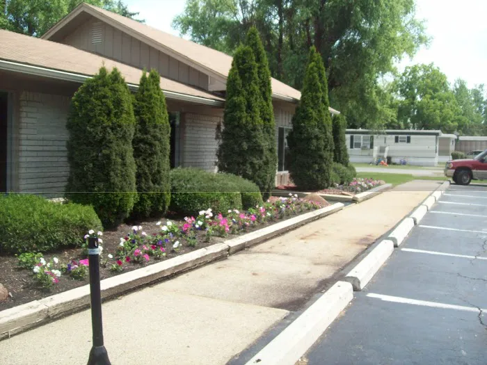 Hidden Lake Estates Picture 4