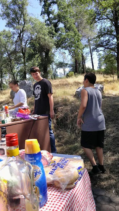 Lower Jones Valley Campground Picture 10