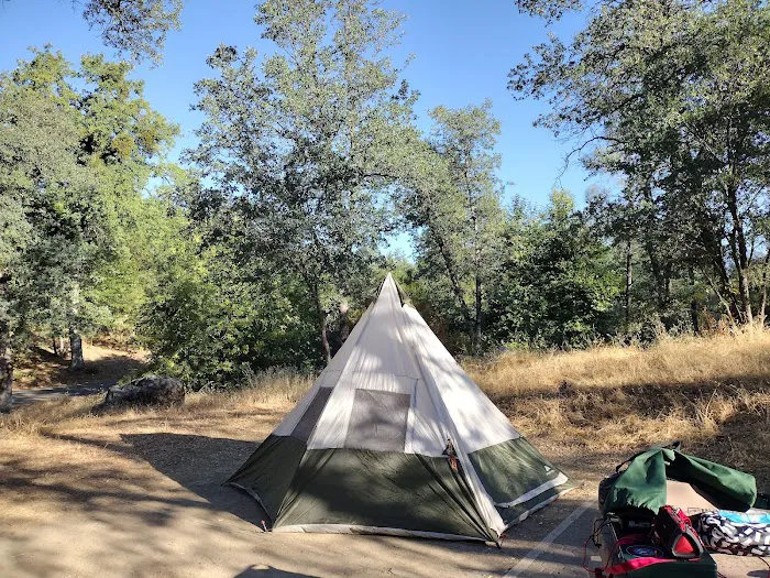 Lower Jones Valley Campground Picture 5