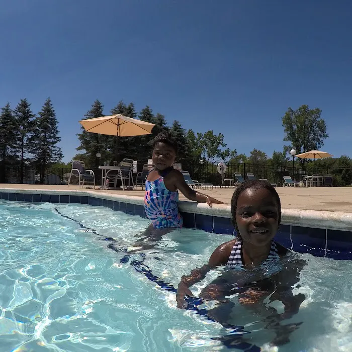 Marshall's Crossing Picture 7