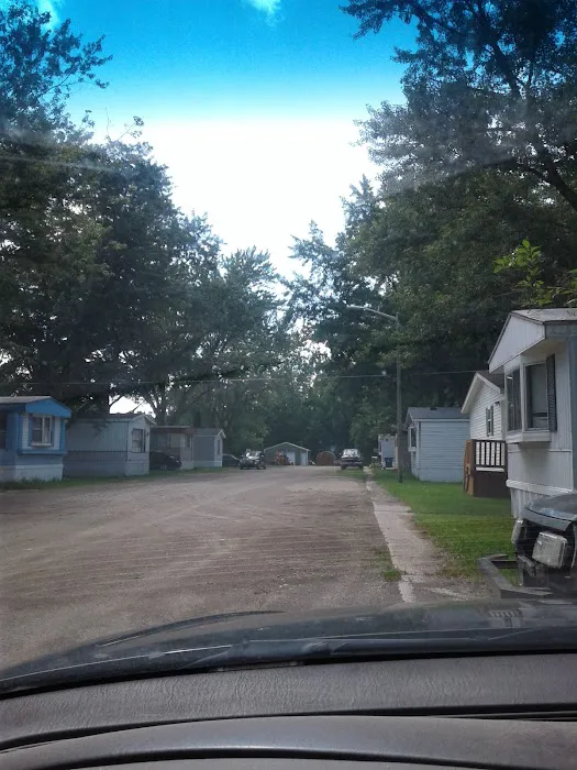 Montrose Mobile Home Park Picture 2