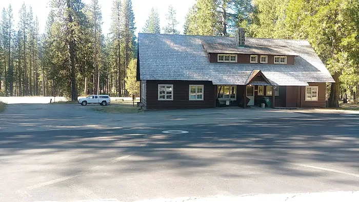 South Summit Lake Campground Picture 3