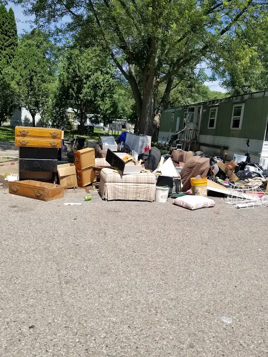 Gunther Mobile Court & Sales Picture 7