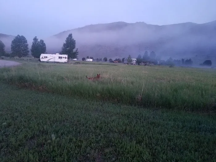 Red Mountain Campground Picture 10