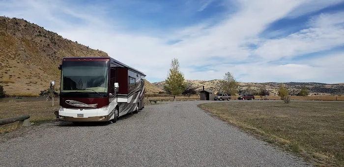 Red Mountain Campground Picture 5