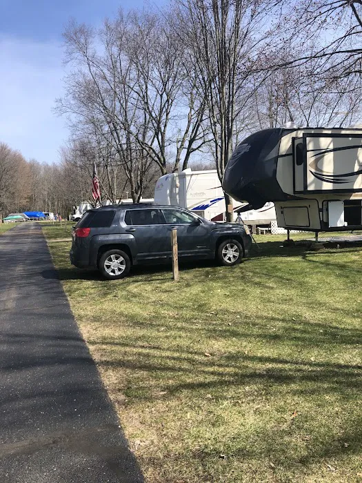 Hess Lake RV & MHP Picture 7