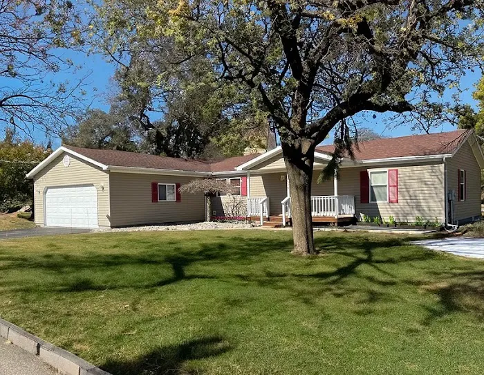 Sunset Shores Manufactured Home Community Picture 1