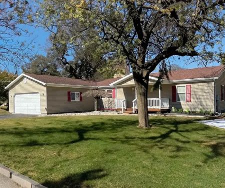 Sunset Shores Manufactured Home Community