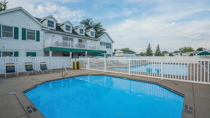 Waverly Shores Village Picture 5