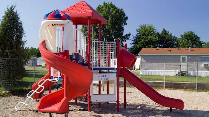 Knollwood Estates Picture 7