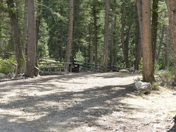 Mill Creek Trailhead & Campground Picture 8