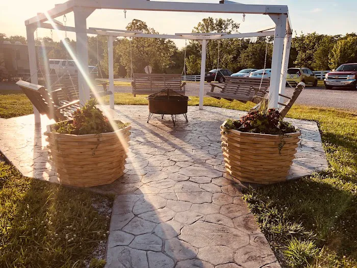 Whispering Hills RV Park Picture 9