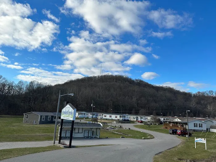 Crooked Creek Mobile Home Community Picture 3