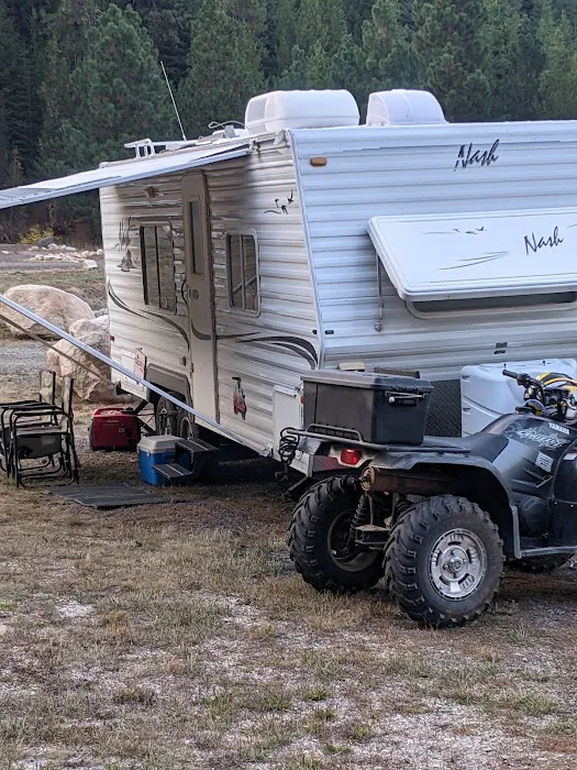 Snowmobile Parking Campground Picture 7