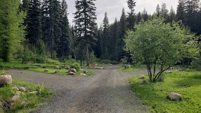 Snowmobile Parking Campground Picture 8
