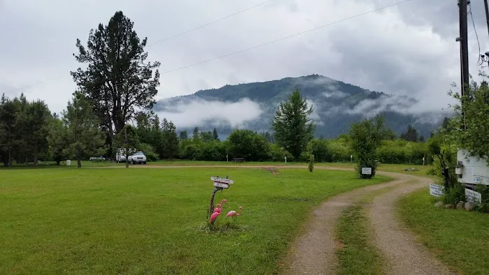 Riverpond Campground Picture 4
