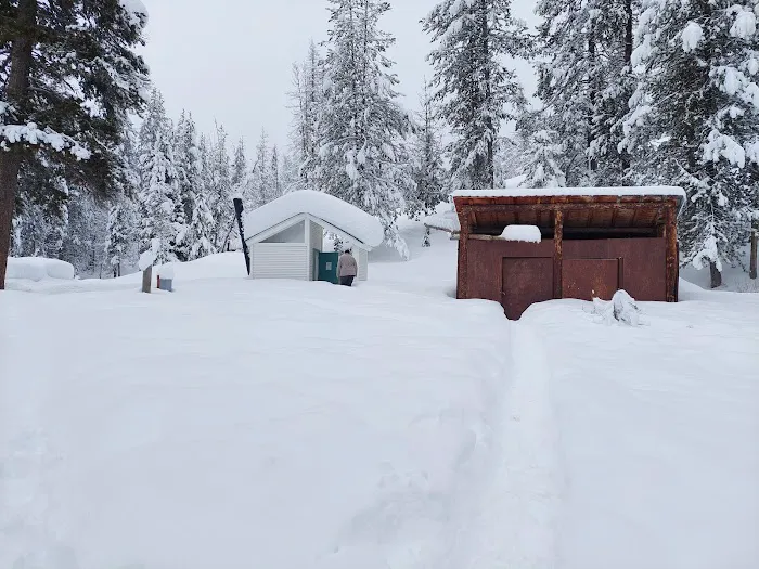 Beaver Creek Cabin Picture 3