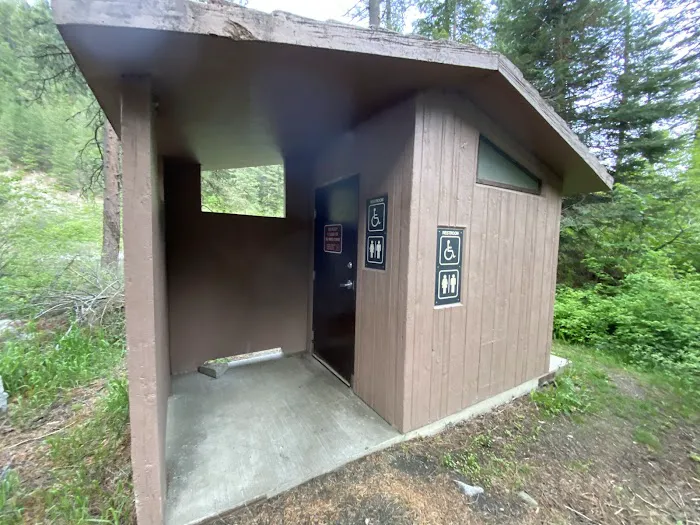 Big Eddy Campground Picture 10