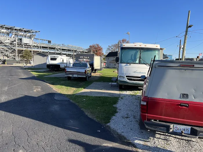 Speedway RV Park Picture 5