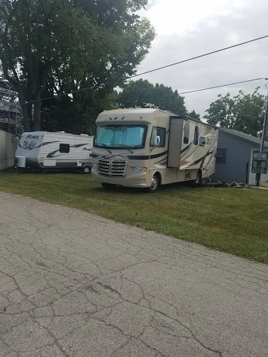 Wilcox Mobile Home Park Picture 5