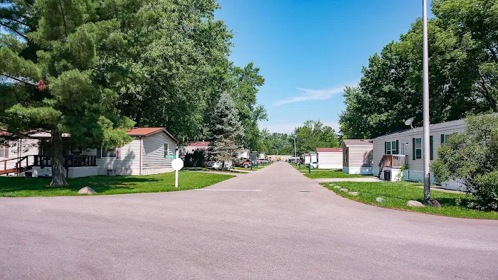 West Glen Village Manufactured Home Community Picture 5