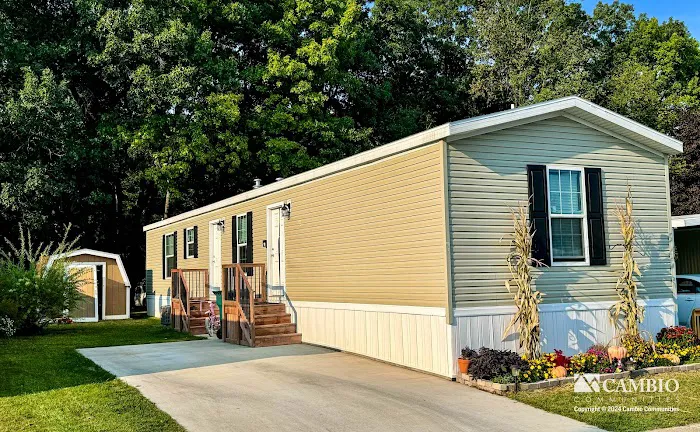 Ideal Villa Mobile Home Community Picture 3