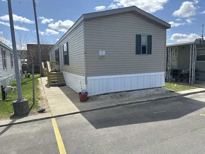 Roseville Mobile Home Park Picture 1