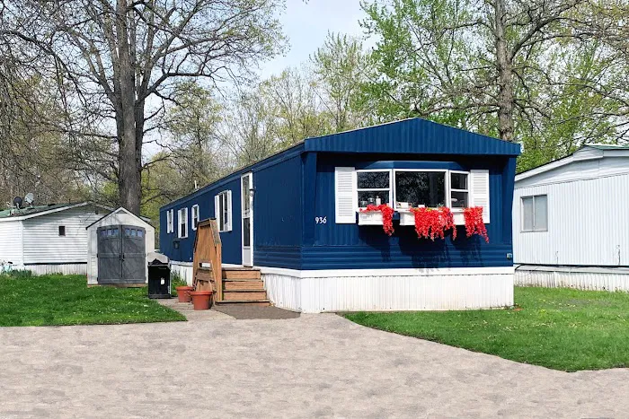Birch Forest Manufactured Housing Community Picture 5
