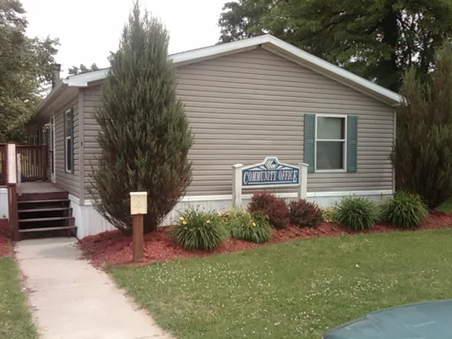 Birch Forest Manufactured Housing Community Picture 9