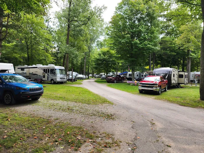 Pine Ridge RV Campground Picture 4