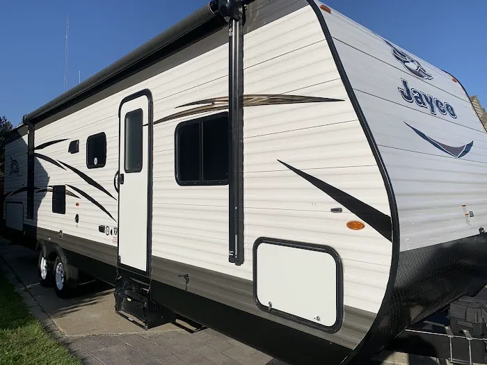 Pine Ridge RV Campground Picture 10