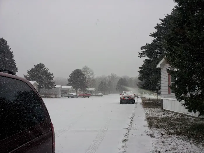 Circle Drive Mobile Home Park Picture 1