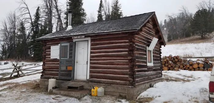 Black Butte Cabin Picture 6