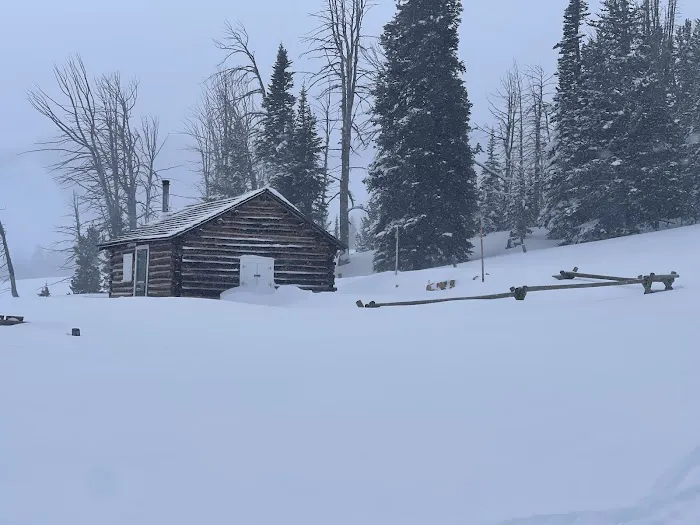 Black Butte Cabin Picture 2