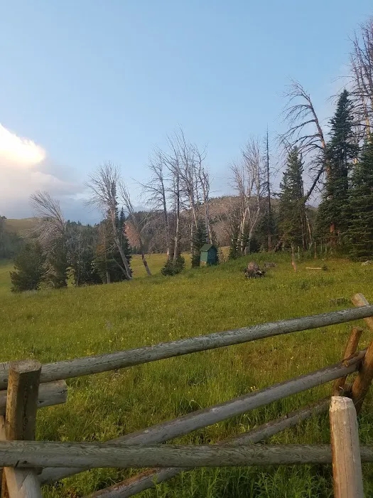 Black Butte Cabin Picture 10