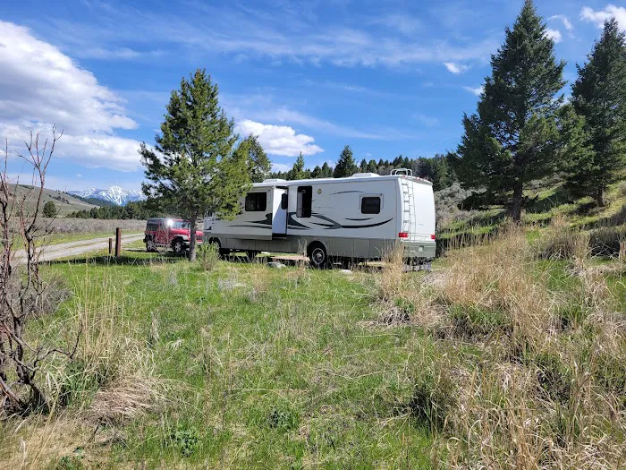 Riverview Campground Picture 10