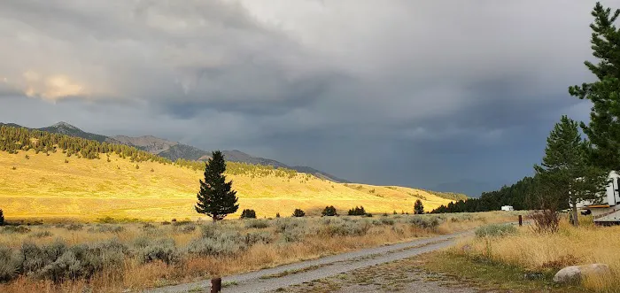 Riverview Campground Picture 6