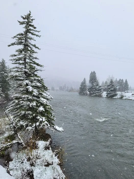 Riverview Campground Picture 2