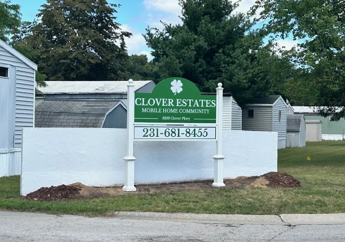 Clover Estate Mobile Home Park Picture 9